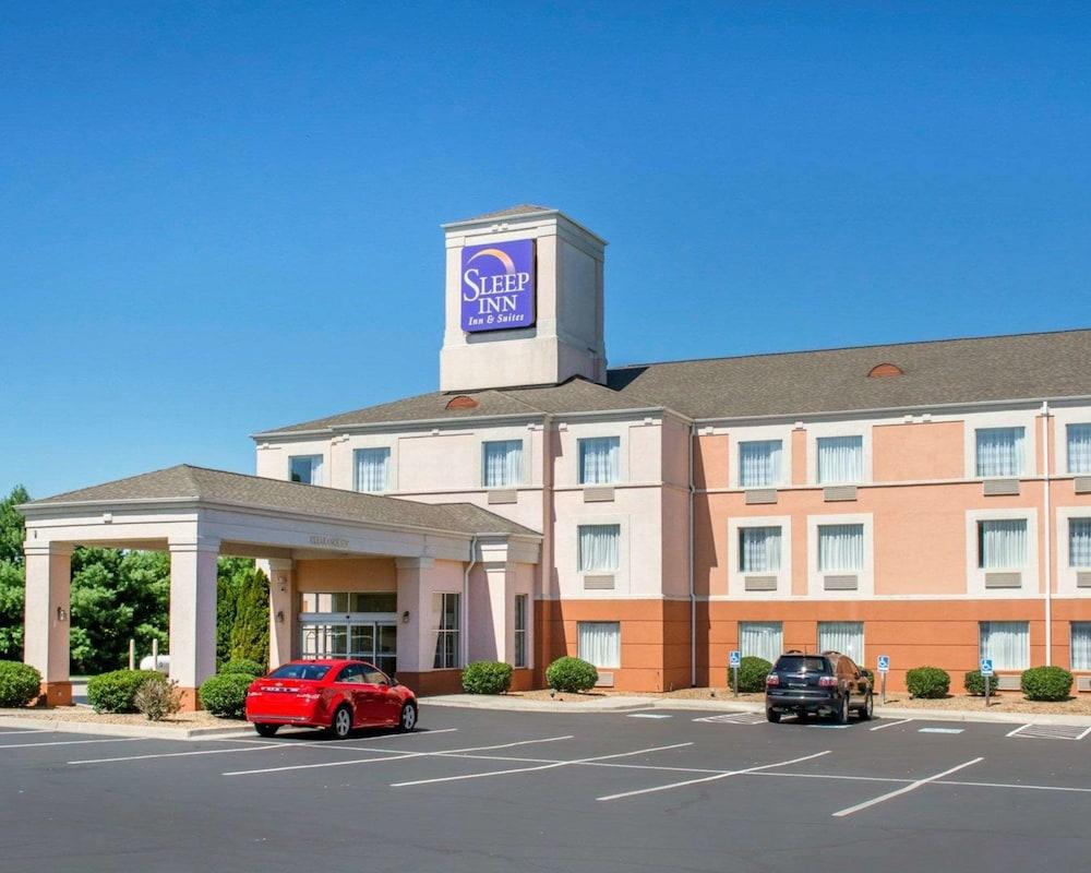 Wingate By Wyndham Dublin Near Claytor Lake State Park מראה חיצוני תמונה