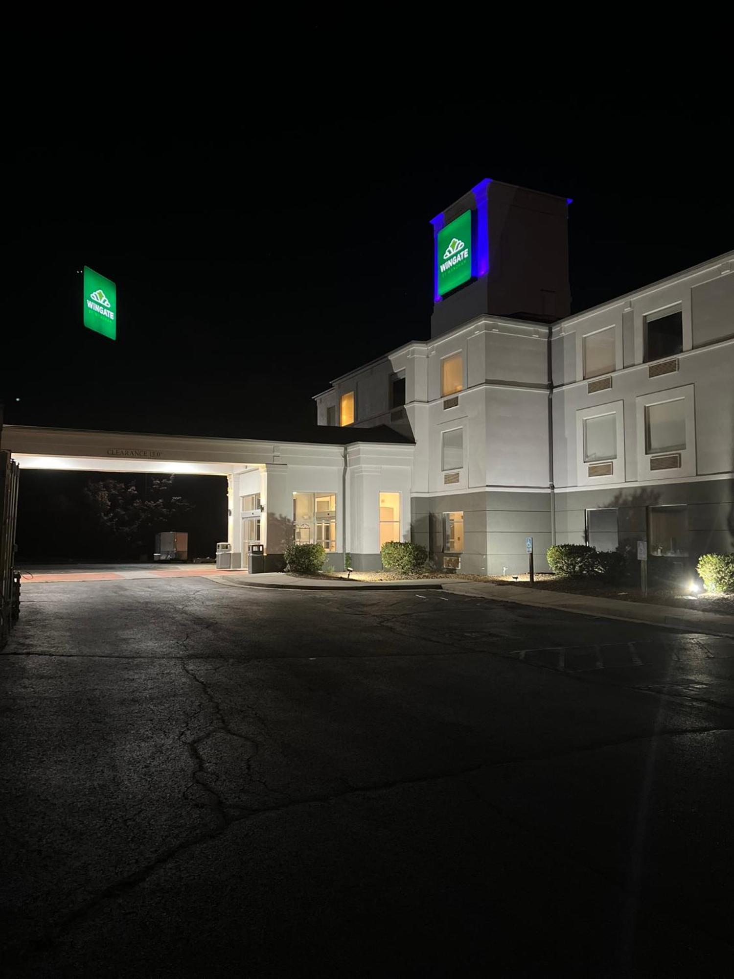 Wingate By Wyndham Dublin Near Claytor Lake State Park מראה חיצוני תמונה