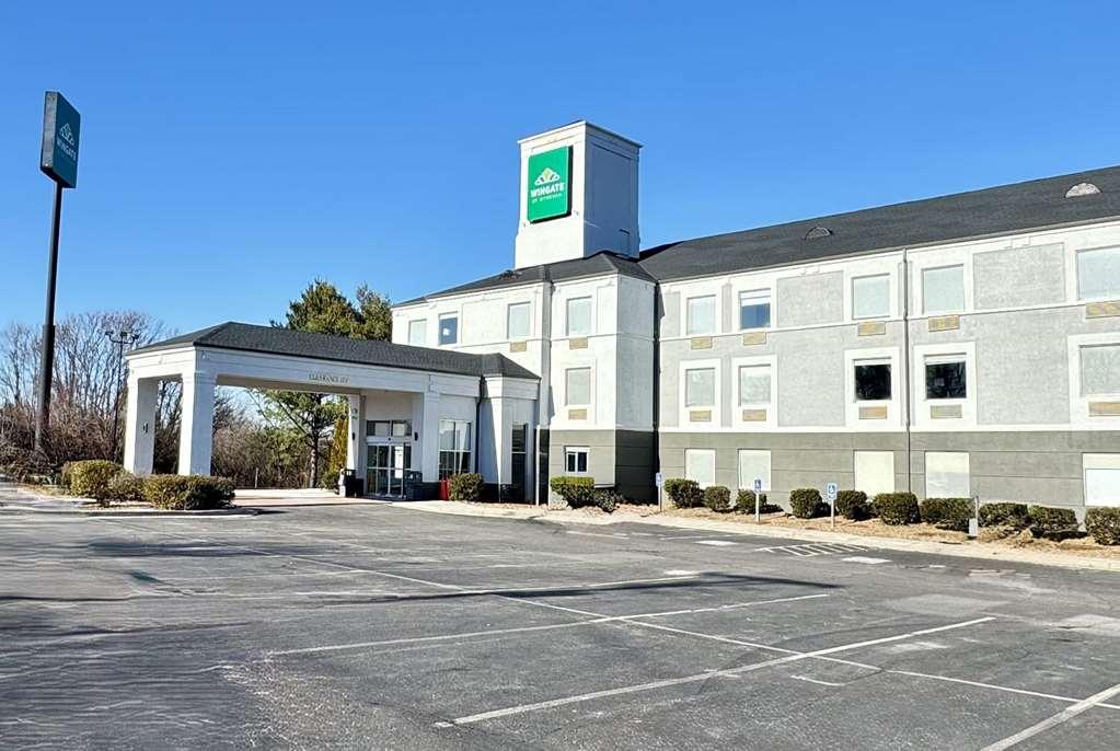 Wingate By Wyndham Dublin Near Claytor Lake State Park מראה חיצוני תמונה